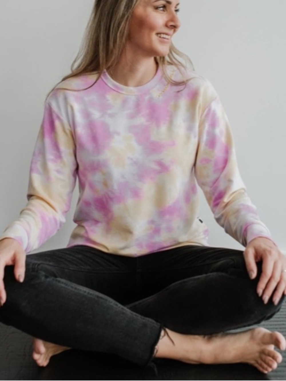 North Kinder MAMA Tie-Dye Crewneck Sweatshirt - Pink & yellow